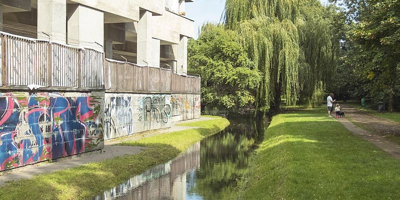 Warszawa chce odzyskać nieruchomości bezprawnie zajmowane przez Rosję