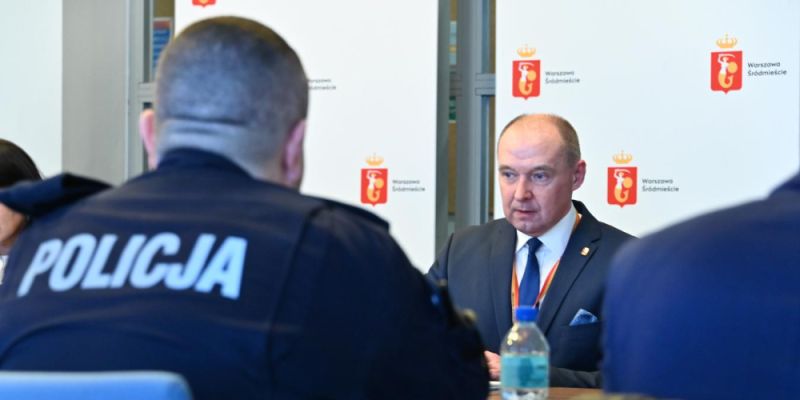 Odbyły się konsultacje ze służbami mundurowymi w Śródmieściu