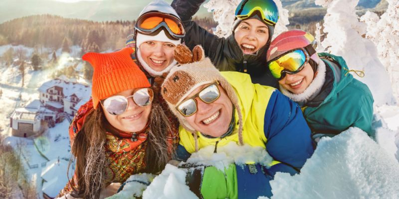 Ferie zimowe bez tłumu: Karkonosze i Karpacz jako kierunek z Mazowsza