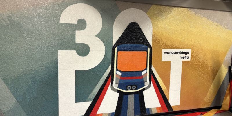 Można już podziwiać mozaikę wykonaną z okazji 30-lecia uruchomienia metra