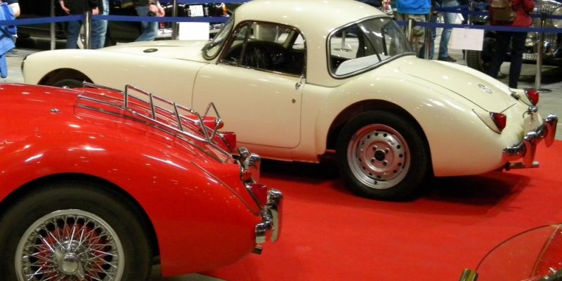 Auto Nostalgia 2019. Perełki motoryzacji gościły na Żeraniu