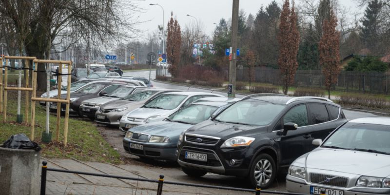 Czy będzie rozszerzona strefa płatnego parkowania na Mokotowie? Mapa obszaru