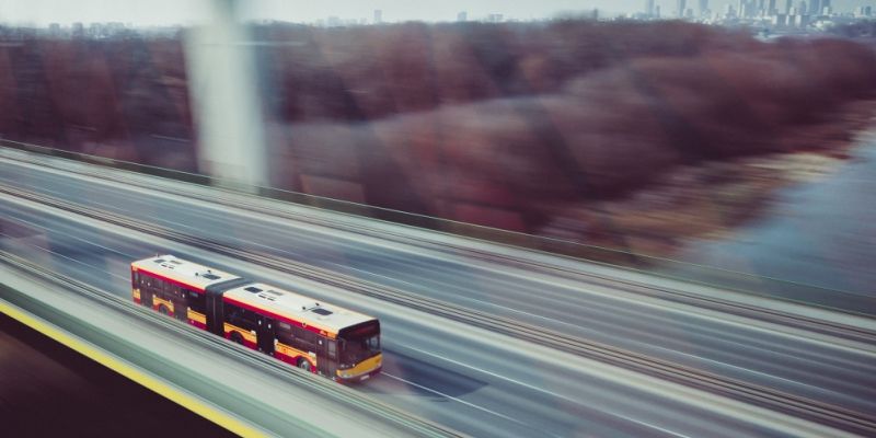 Na cmentarz dodatkowym autobusem