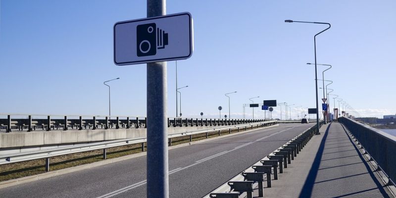 Dlaczego sypią się mandaty na Osowej?