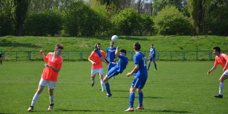 Olimpia tylko remisuje na własnym stadionie