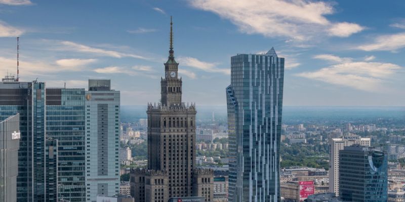 Wieczór z Salsą, angielskie pogaduchy i „Szklana Pułapka”: Aktywny koniec listopada w stolicy