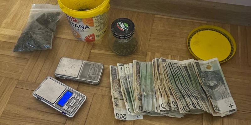 Kryminalni zabezpieczyli znaczną ilość narkotyków