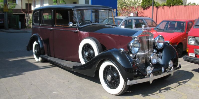 Rolls Royce z 1939r nowym nabytkiem Gdyńskiego Muzeum Motoryzacji