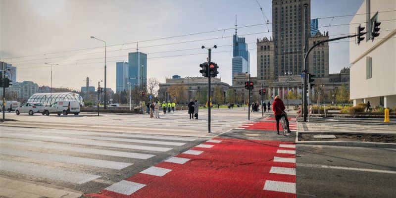 Nowe przejście dla pieszych i rowerzystów na Marszałkowskiej przy Złotej już otwarte