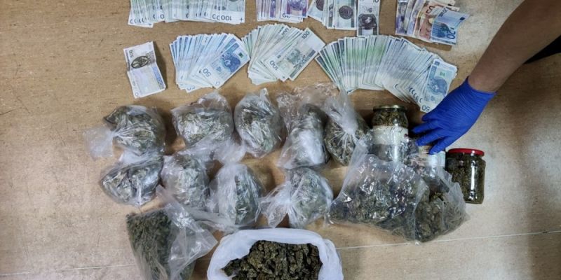 Areszt za posiadanie ponad 2 kg narkotyków