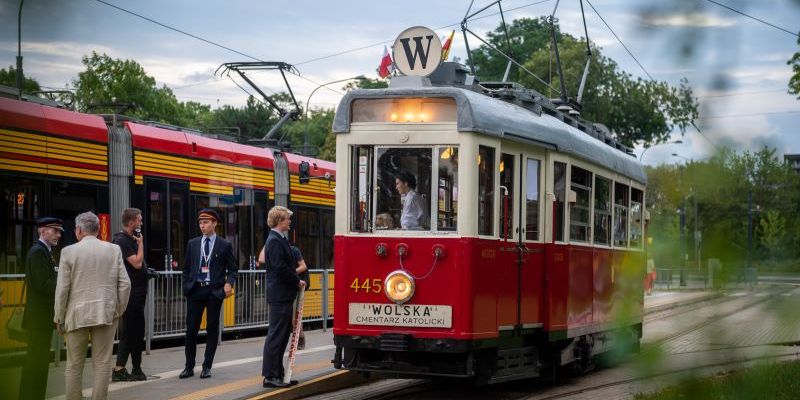 Wstań od stołu wsiądź do zabytkowego tramwaju