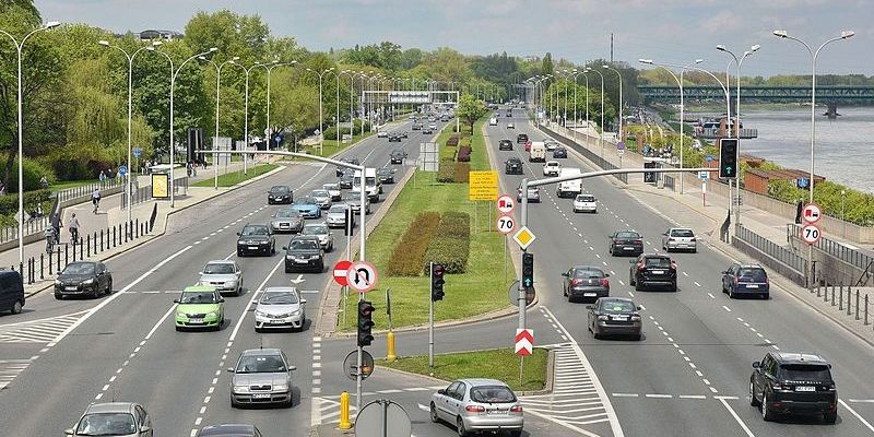 Uroczystości na ulicach i defilada na Wisłostradzie