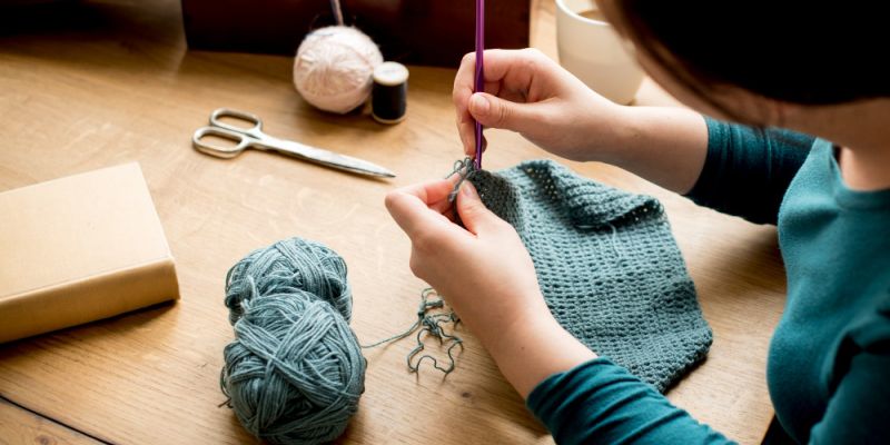 Warsztaty z szydełkowania i upcyklingu na Pradze-Południe