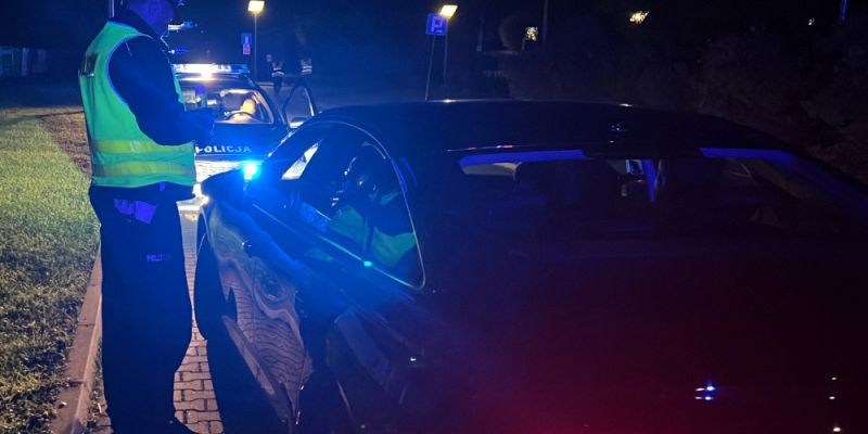 Nielegalne wyścigi. Policja wypisała 43 mandaty na łączną kwotę  25 tys. zł