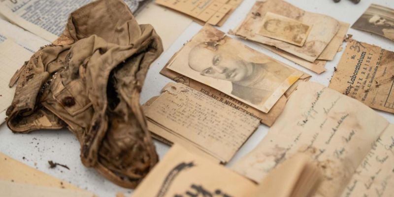 Niecodzienne znalezisko w warszawskim mieszkaniu. Ma dużą wartość historyczną