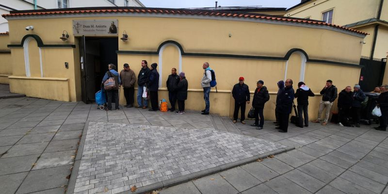 Zniesienie Głodu, Ubóstwa i Bezdomności: Misja Pomocy dla Wspólnoty