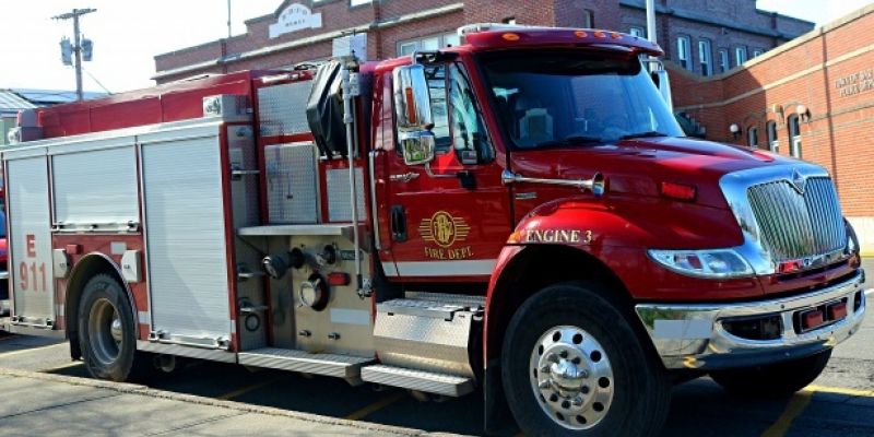 Defilada z okazji Dnia Strażaka