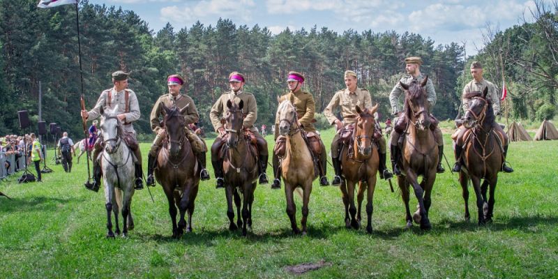 Wspólna pamięć i hołd bohaterom: rocznica Bitwy Warszawskiej 1920 roku w powiecie wołomińskim