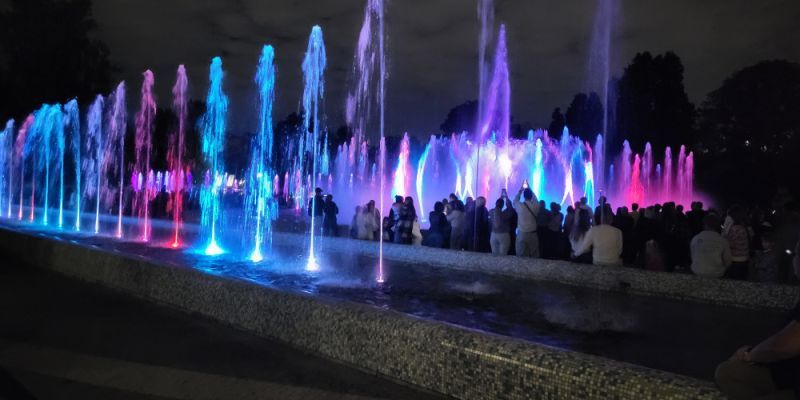 Pokazy w Multimedialnym Parku Fontann wracają już w maju – „Wielkie Serca"