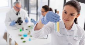 Jutro Dzień Nauki Polskiej: Mazowieckie liderem badań naukowych w Polsce