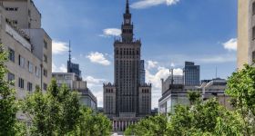 Atak hakerski na Google Maps: zmieniono nazwy wielu znanych miejsc w Warszawie