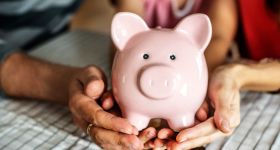 Dzień Oszczędności: Nie tylko święto, ale i lekcja finansowej mądrości