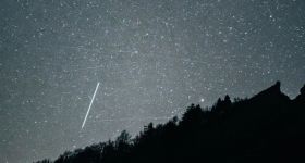 Zaćmienie Słońca i rój Perseidów