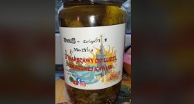 Potrawy Wawy czyli kulinarna rubryka Jędrzeja Marka Cichockiego. Odcinek szósty – ogórki warszawskie, sygnowane przez grupę MORIS