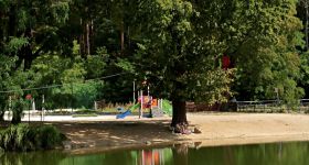 Kolejna atrakcja nad Kanałem Żerańskim. Wodny plac zabaw już działa
