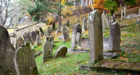 Nowe odkrycia archeologiczne. Odsłonięto fragmenty zburzonej przez Niemców synagogi