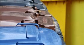 Od kwietnia wyższe opłaty za śmieci. Wracają „stare” stawki