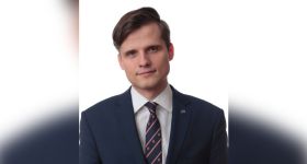 Radny Prawa i Sprawiedliwości w Radzie Warszawy przechodzi do Ruchu Narodowego