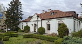 [Komentarz] Warszawa kupuje karczmę