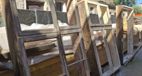 Trwa rewitalizacja drewniaka przy Kawęczyńskiej