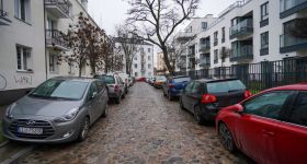 Jak się parkuje na Saskiej Kępie i Kamionku? Od kiedy strefa płatnego parkowania?