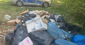 Podrzucał odpady w rejonie Alei Jerozolimskich. Zdradziły go dokumenty