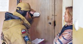 Strażacy dla bezpieczeństwa Targówka: Nowoczesne zabezpieczenia w domach mieszkańców