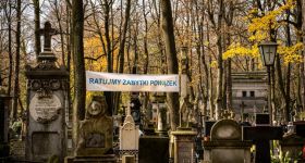 Kwesta na Starych Powązkach. Kogo spotkamy? Jaki jest jej cel ?