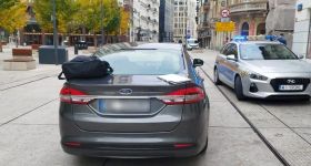 Kierowca złamał przepisy. Strażników miejskich prosił, aby nic nie mówili jego szefowi