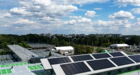Parking P+R Młociny przeszedł generalny remont: Na dachu pojawiły się nowe panele