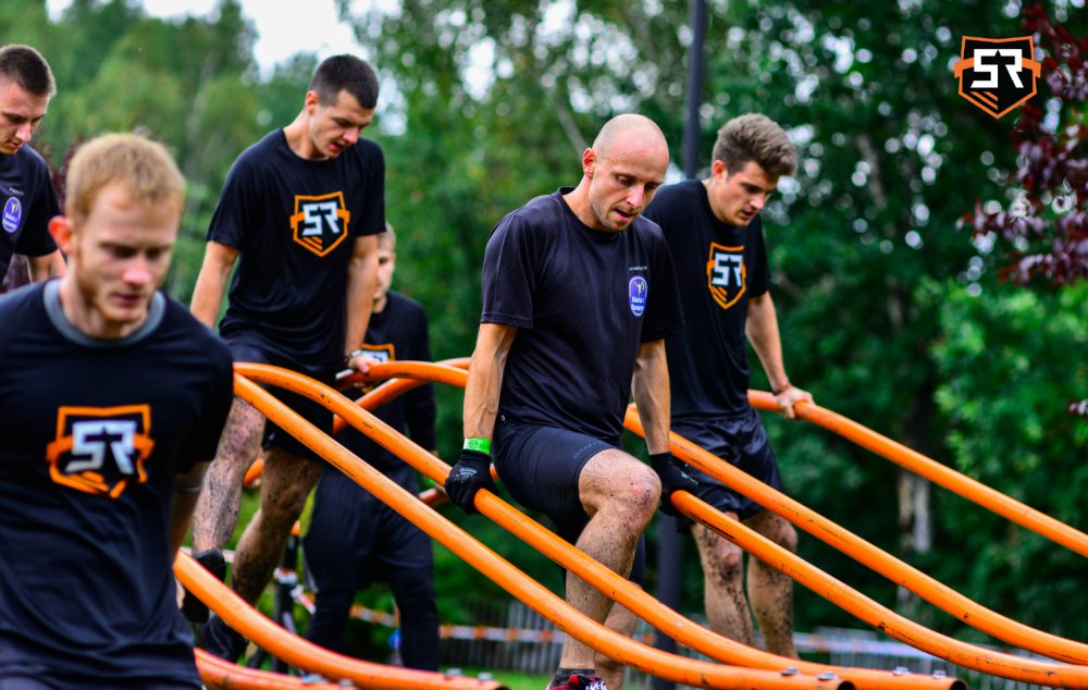 Men Expert Survival Race